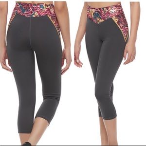 Her Universe DC Wonder Woman Workout Leggings